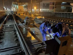 rail leveling, rail aligning, rail modification