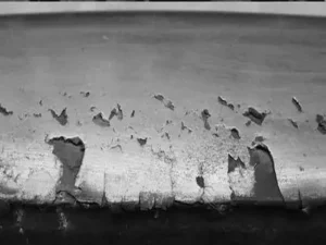 fish-scale damage rail