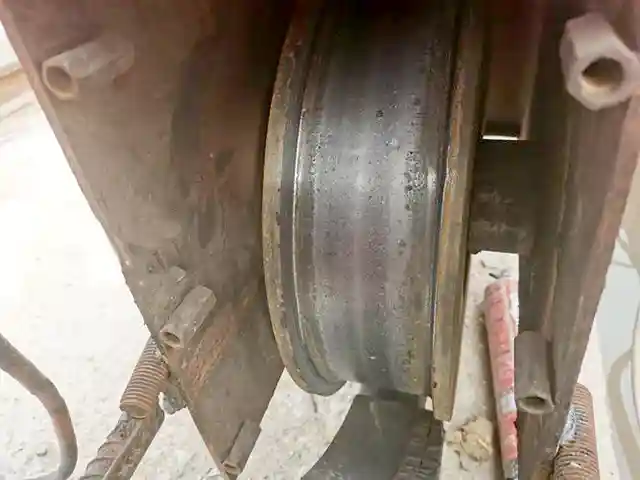 Crane wheel tread spalling