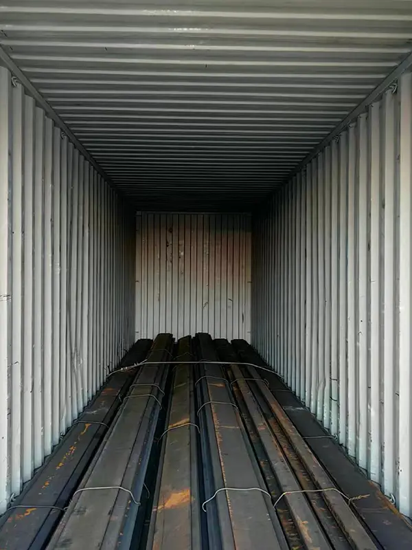 harbor crane rail loaded into container