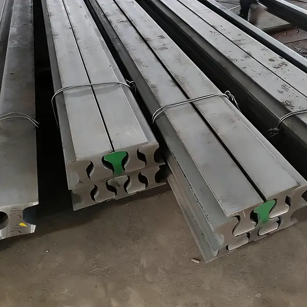 qu100 rail