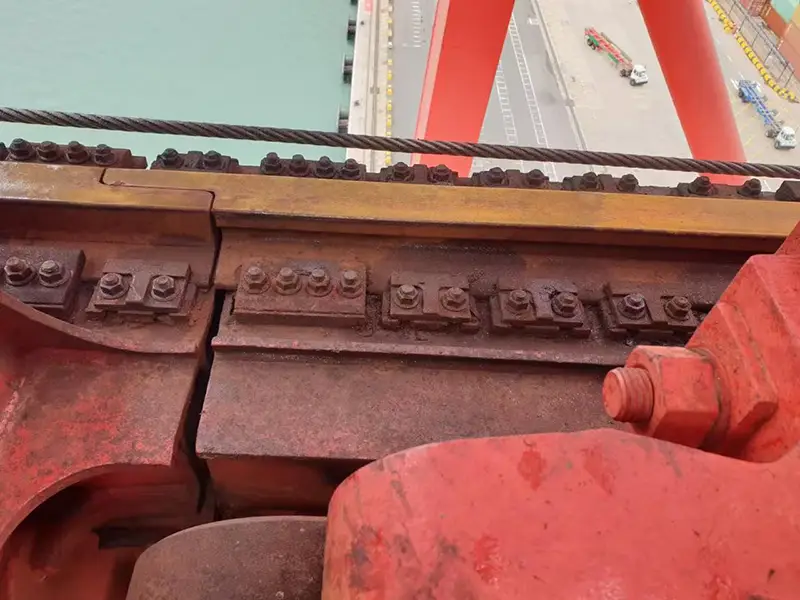 End user site photo of A65 short rail at Colombo port crane track