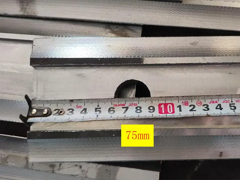 Fishplate hole center-to-center distance inspection for S49 rail joint assembly